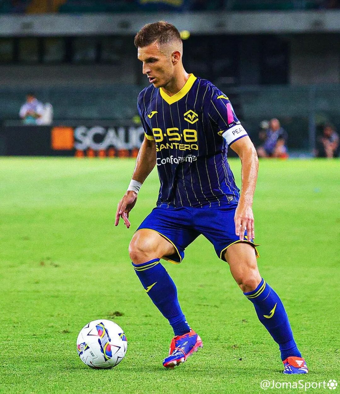 奥萨苏纳展现出色表现,轻松拿下比赛的简单介绍 奥萨苏纳展现出色表现,轻松拿下比赛的简单介绍