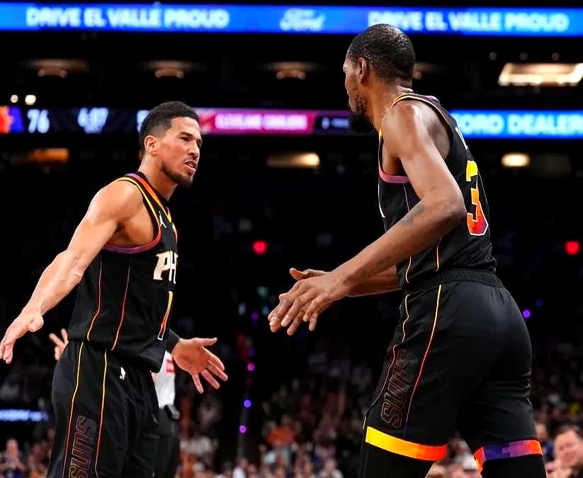 太阳大胜骑士，戈贝尔28分砍下三双的简单介绍