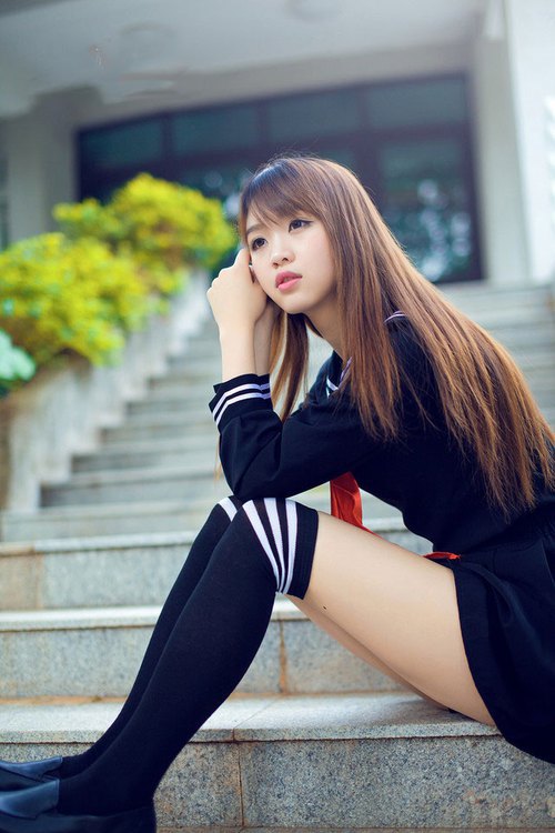 爱游戏下载-赛道如人生，卡拉斯科在F1年度争冠之夜的冷酷与勇气