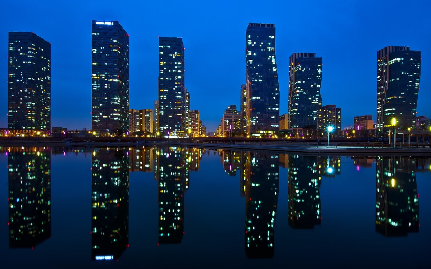 爱游戏APP-绝杀之夜，维尼修斯关键一击铸就埃及逆转智利传奇